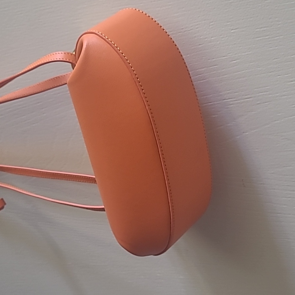 Yuzefi Dinner Roll Tote Bag Orange - Picture 9 of 10